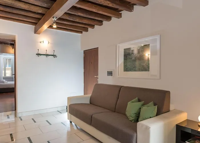 Bella Elena - Jewish Ghetto Apartment *