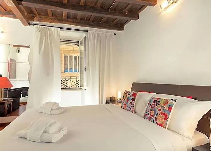 Bella Elena - Jewish Ghetto Apartment *