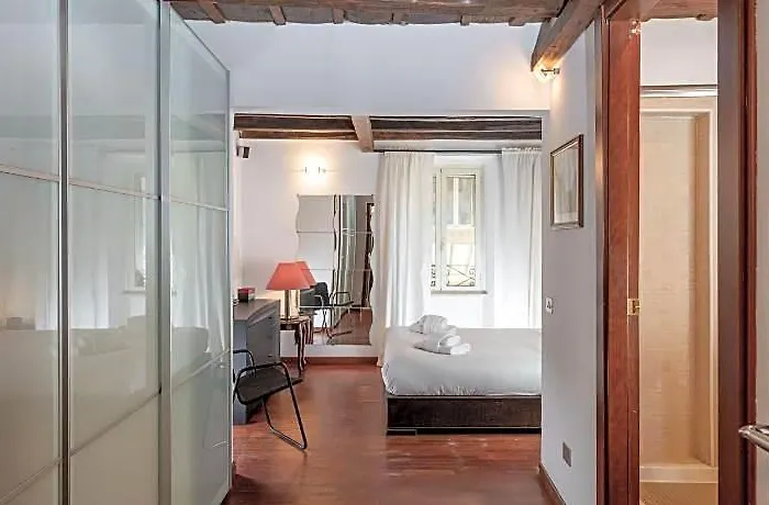 Bella Elena - Jewish Ghetto Rom